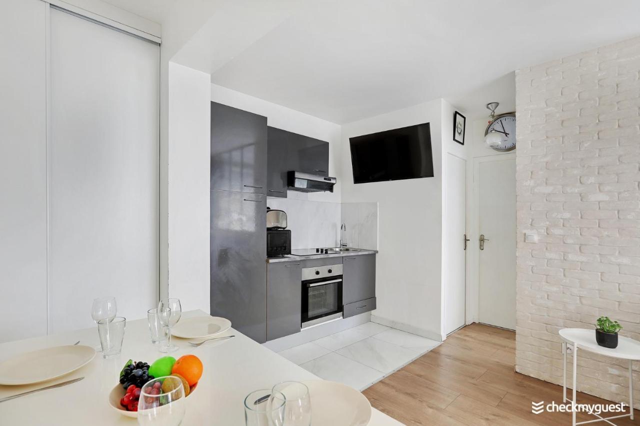 Cmg Sacre Coeur Eugene Carriere Apartment Paris Exterior photo